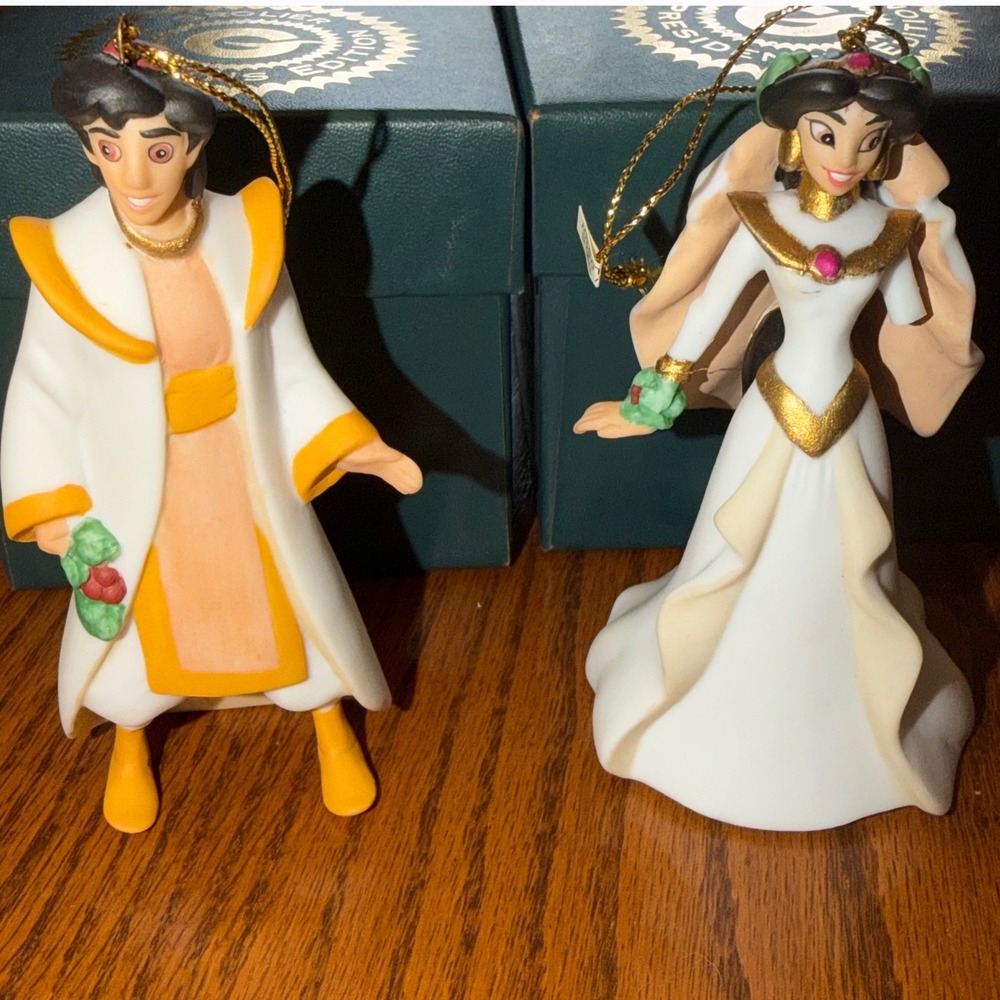 Vintage Disney Aladdin & Jasmine Christmas Ornament Grolier President's Edition